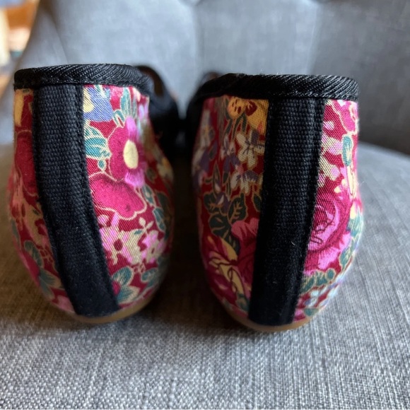 Otiental Style Embroidered Women’s Size 39 (US 8) Shoes NEW! 👀 - Picture 7 of 7